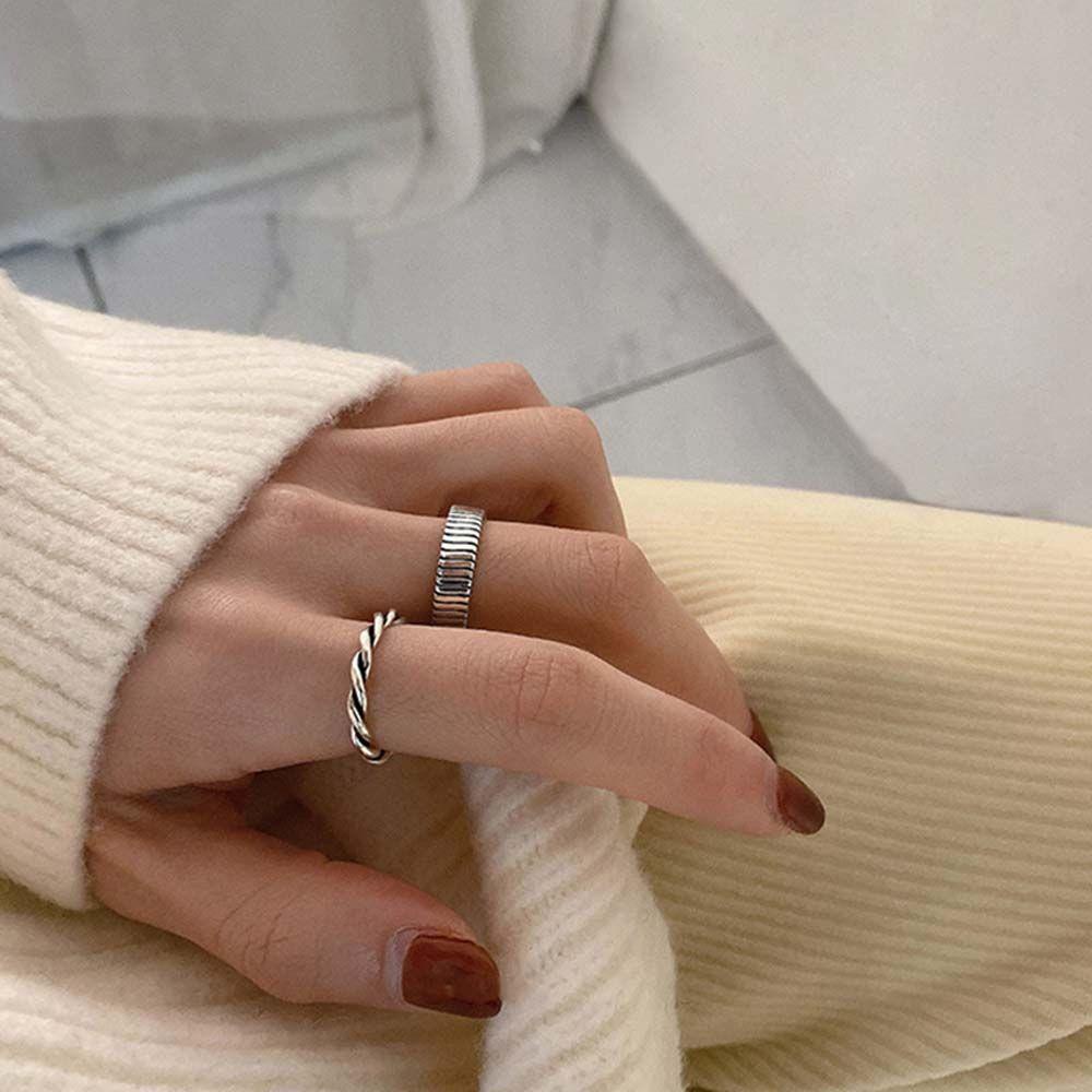 Cincin Geometris Model Terbuka Adjustable Warna Silver Untuk Wanita