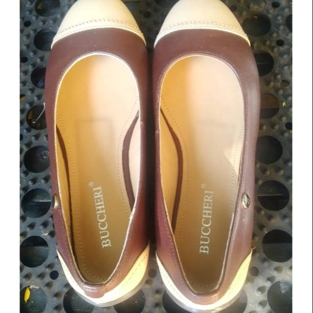 Buccheri Flatshoes - Preloved