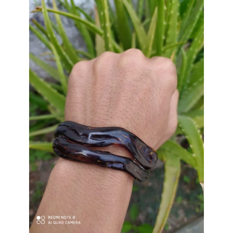 gelang akar Bahar merah body hitam
