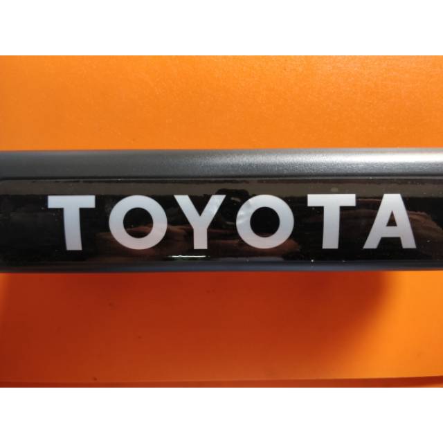 Lampu plat nomor toyota kijang super / grand