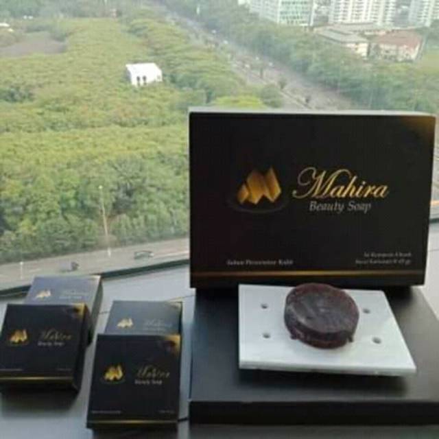 Mahira beauty soap