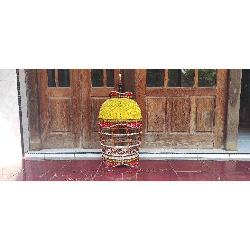Sangkar burung perkutut mataraman rotan warna merah tebok lepas