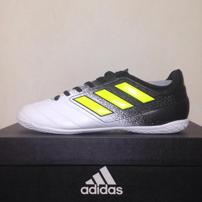 Onesport11 Sepatu Futsal Adidas Ace 17.4 IN White Black S77100 Original BNIB Keren