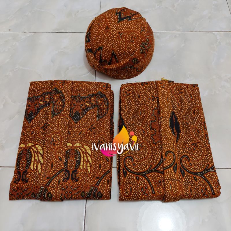 Set Jarik Cewek Cowok + Blangkon, Motif Wahyu tumurun coklat