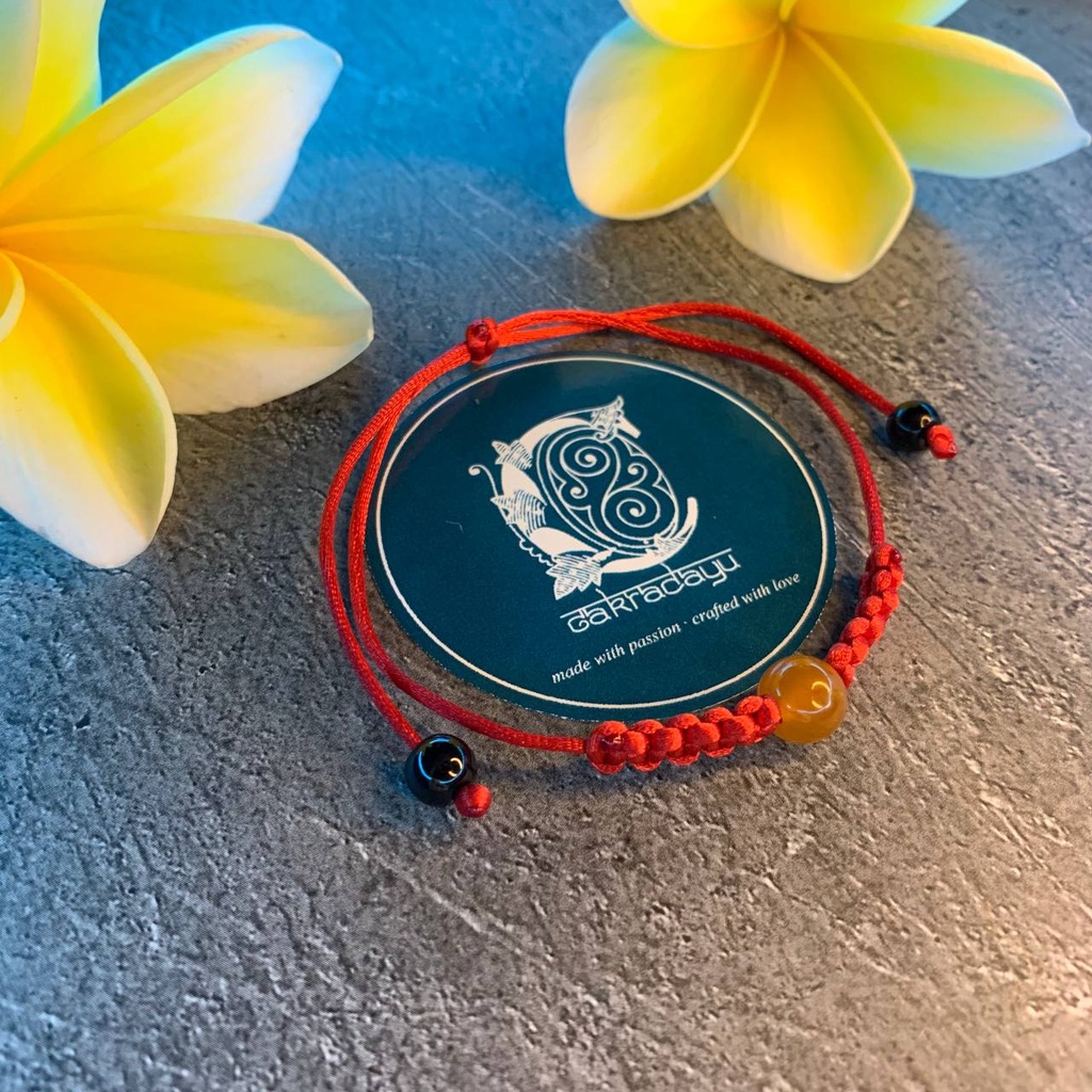 Gelang Shio Kuda dengan batu Orange Carnelian