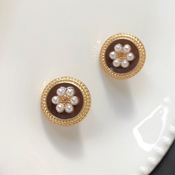 Anting Klip Tanpa Tindik Desain Bunga Enamel Hias Mutiara Imitasi Gaya Vintage Untuk Wanita