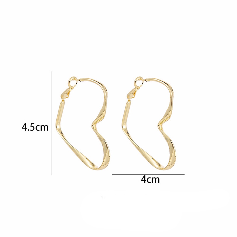 Anting Hoop Bentuk Hati Besar Bahan Metal Warna Emas / Silver Untuk Wanita