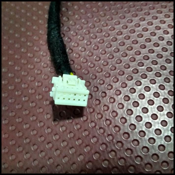 Soket Kamera Mundur Xenia 2019