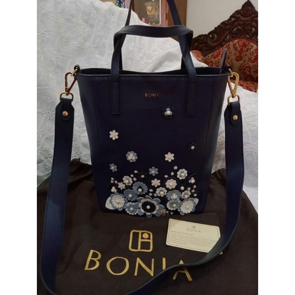 BONIA ORIGINAL PRELOVED