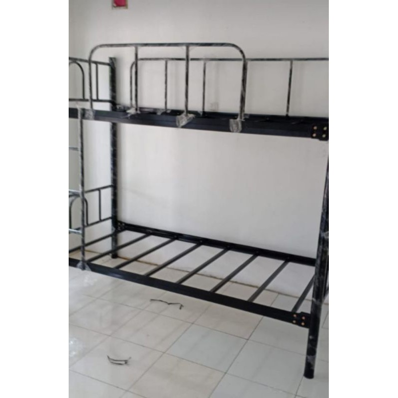 Ranjang tingkat susun 2 besi 90x90x200