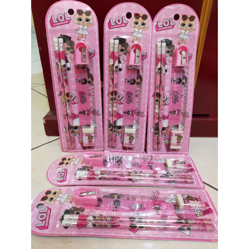 

PENSIL SET MOTIF LOL