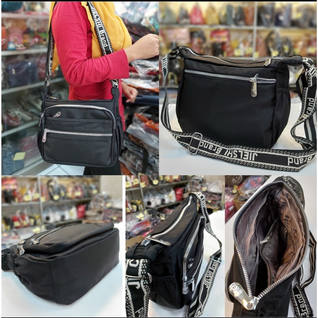 Tas selempang casual outdoor wanita