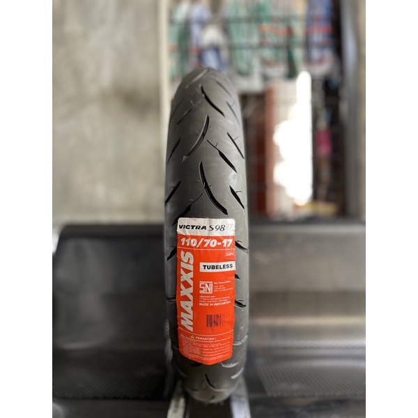 BAN LUAR MAXXIS VICTRA 110 70 17 TUBELESS PRODUKSI TERBARU VIXION MXKING SUPRA GTR NINJA RR NINJA SS