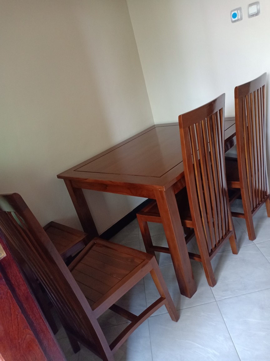 Meja Makan Balero Salur Kursi 4