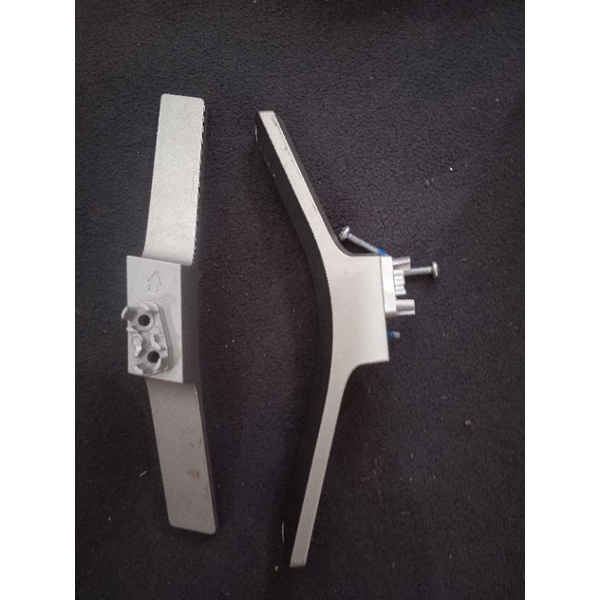 Kaki TV Toshiba 32L5995