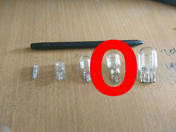 bohlam lampu mundur Daihatsu XENIA R dual VVTI 12v 16wat