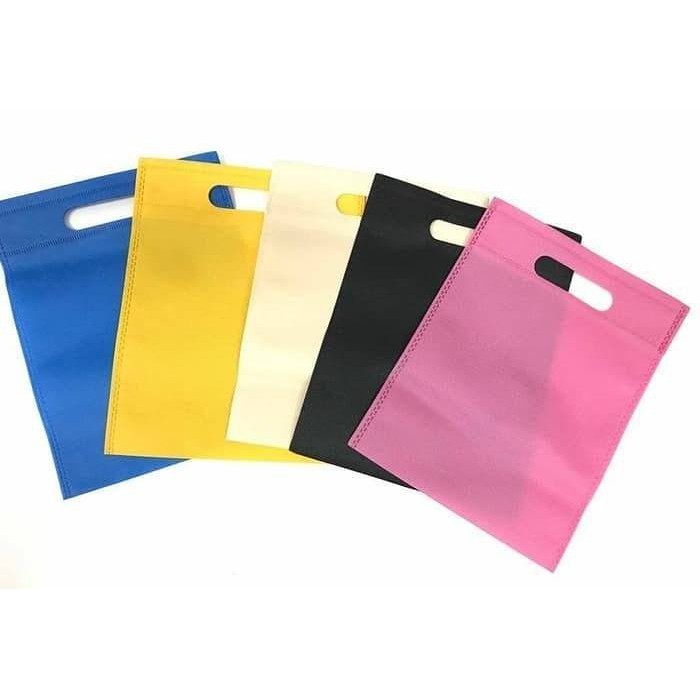 Vinztstore-Goodie Bag Kain Oval Polos Tas Souvenir Acara Uk Sedang 25x35 Tas Spunbond