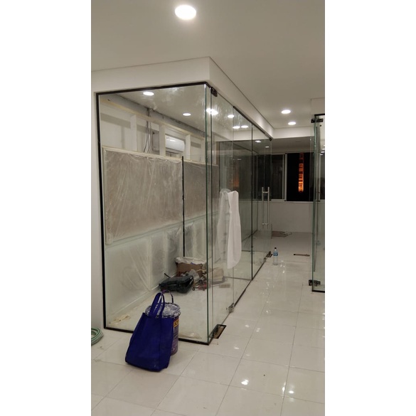 Kaca untuk partisi tempered clear 10mm