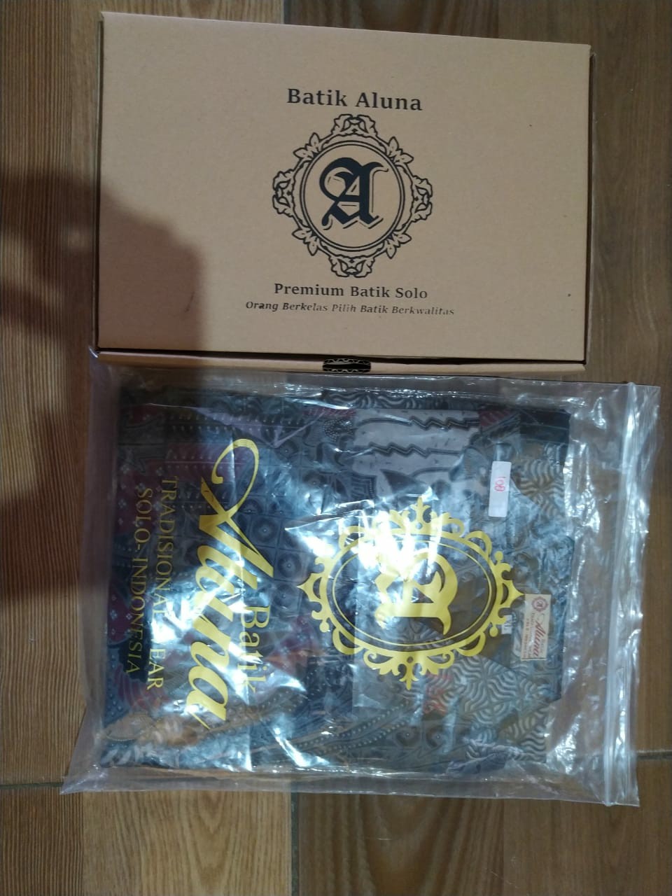 Kemeja Batik Pria Lengan Panjang Slim Fit Batik Solo Premium Kombinasi Seragam Kantor Original 064