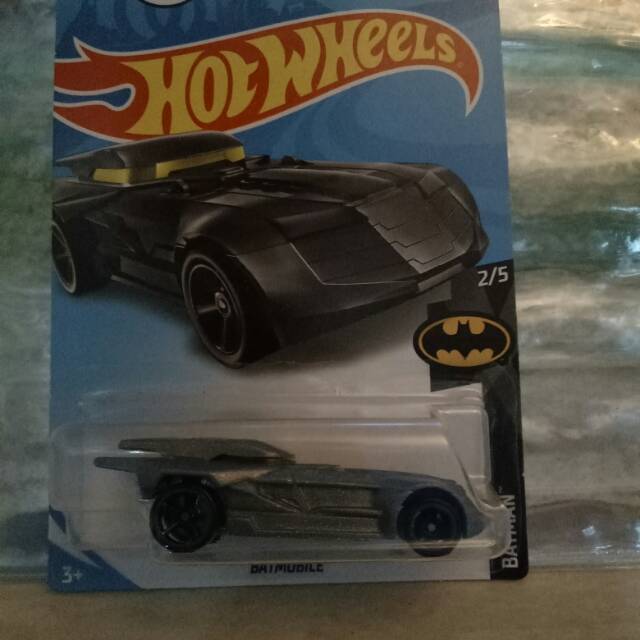Hotwheels batmobile