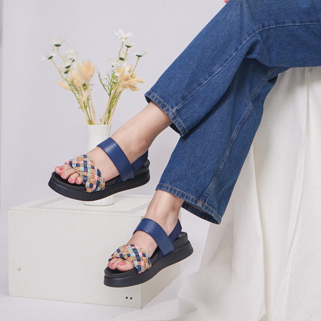 SARA SARA LOREE Sendal wedges Wanita Model Double Strap Sepatu Sandal cewek motif anyaman warna warni Kekinian