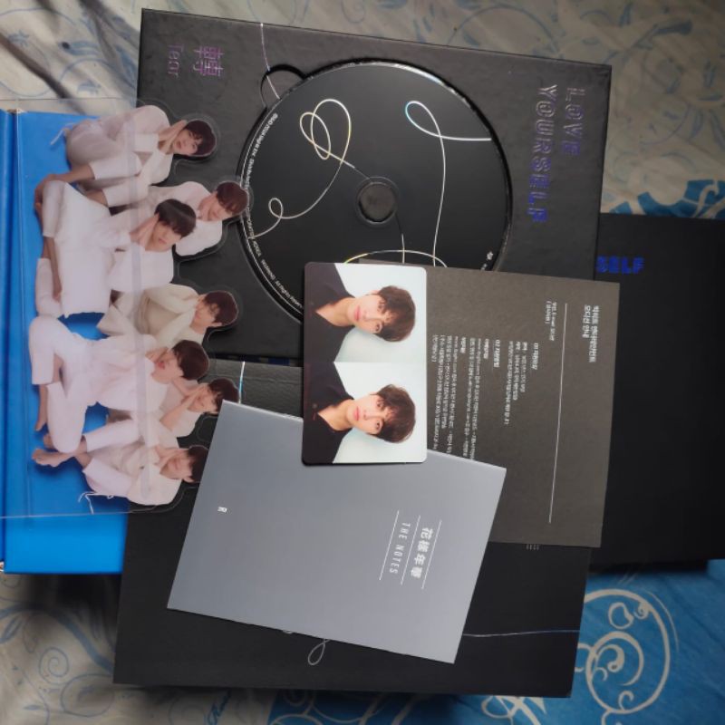 Album BTS LOVE YOURSELF TEARS pc V (TAEHYUNG) dan WINGS versi N