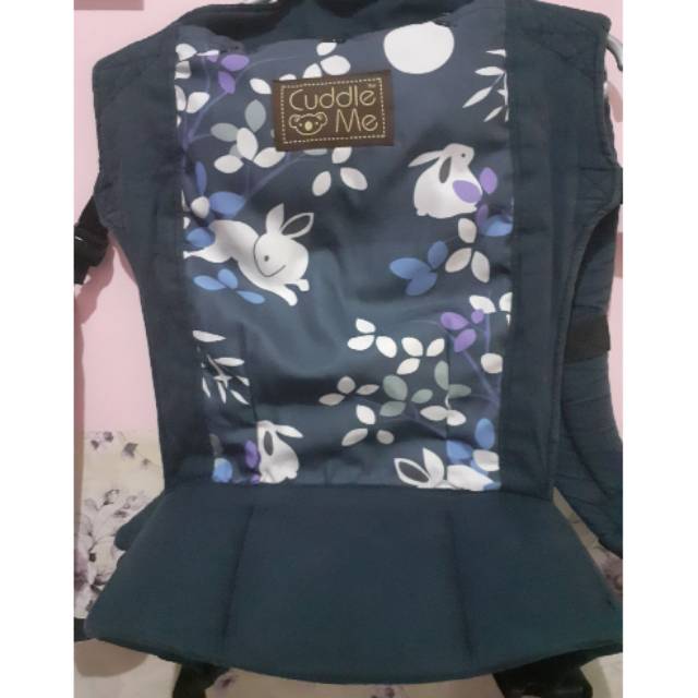 Cuddle me lite carrier preloved