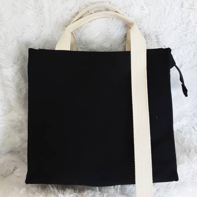 Tas wanita polos bagus dan murah, model Marhen J