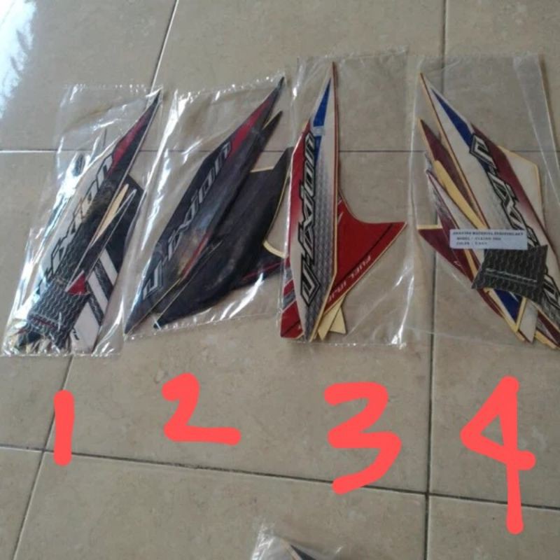 STRIPING LIS BODY NEW VIXION 2014