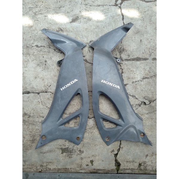Cover sayap dalam tebeng dalam Honda Kirana 125 Original
