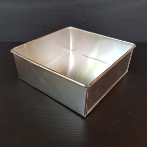 Loyang Kotak / LOYANG ROTI / LOYANG BOLU 20x20x10 CM