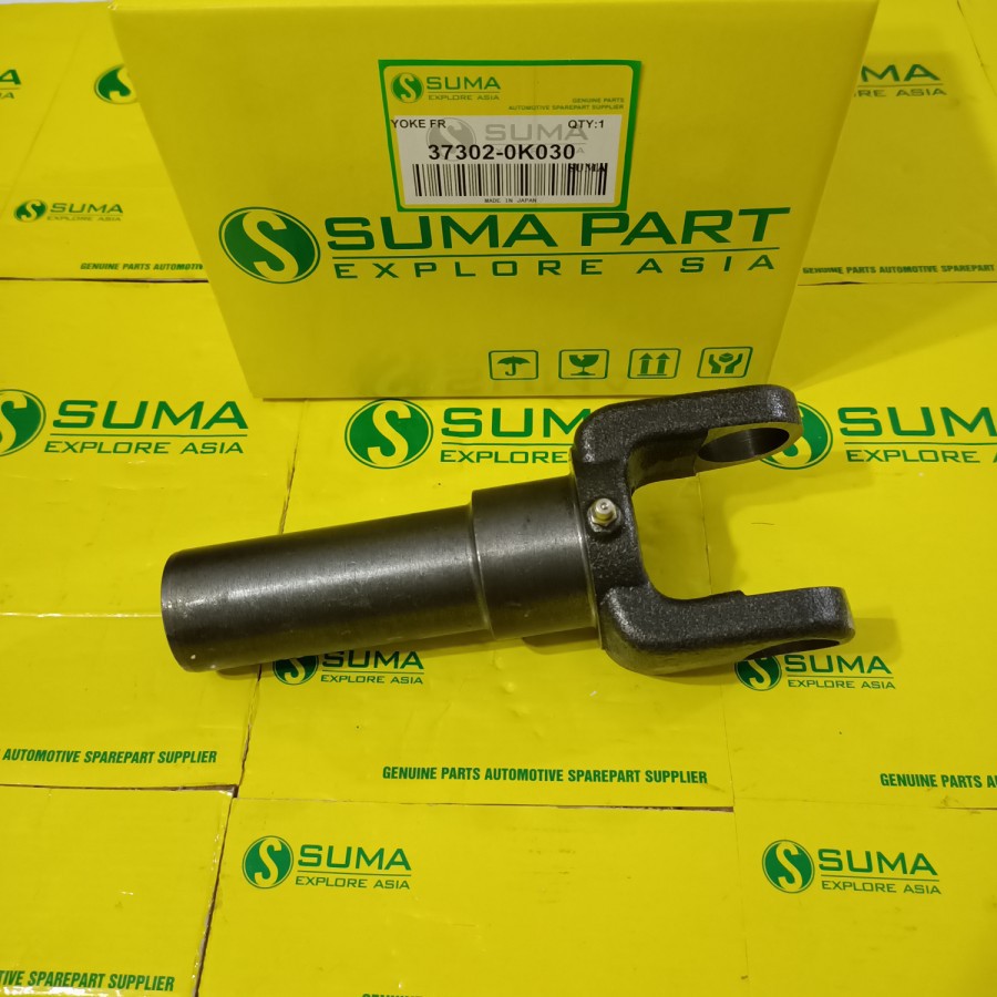 YOKE SLEEVE DEPAN TOYOTA HILUX DIESEL