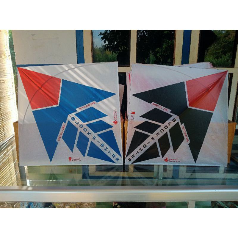 Layangan Sukhoi Petung Super Lilitan