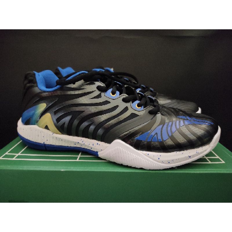 Sepatu Badminton Lining Cool Shark Profesional Original