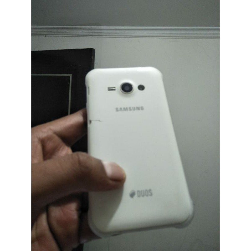 samsung j1 ace second