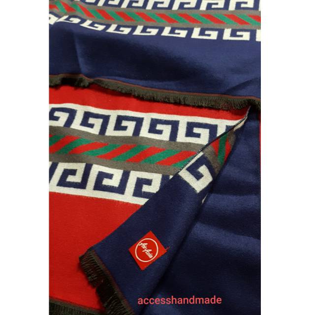 Selimut travel syal ori AirAsia souvenir body warmer