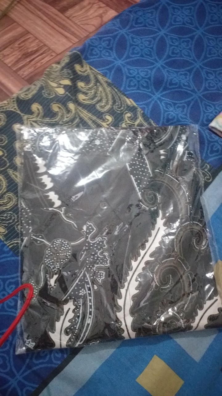 Batik Solo Dafinah Lawasan Kemeja Pria Katun Cabut Sragenan Full Furing