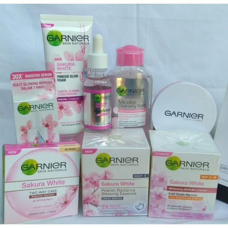 Garnier Sakura White Paket Perawatan 1
