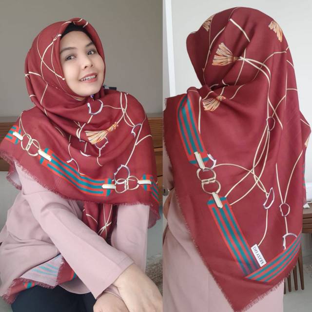 Hijab Feyza inci/ Segi Empat Feyza inci