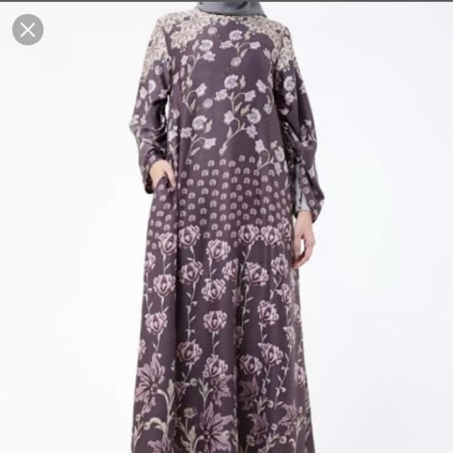 Gallus Dress Ria Miranda Preloved Ukuran L