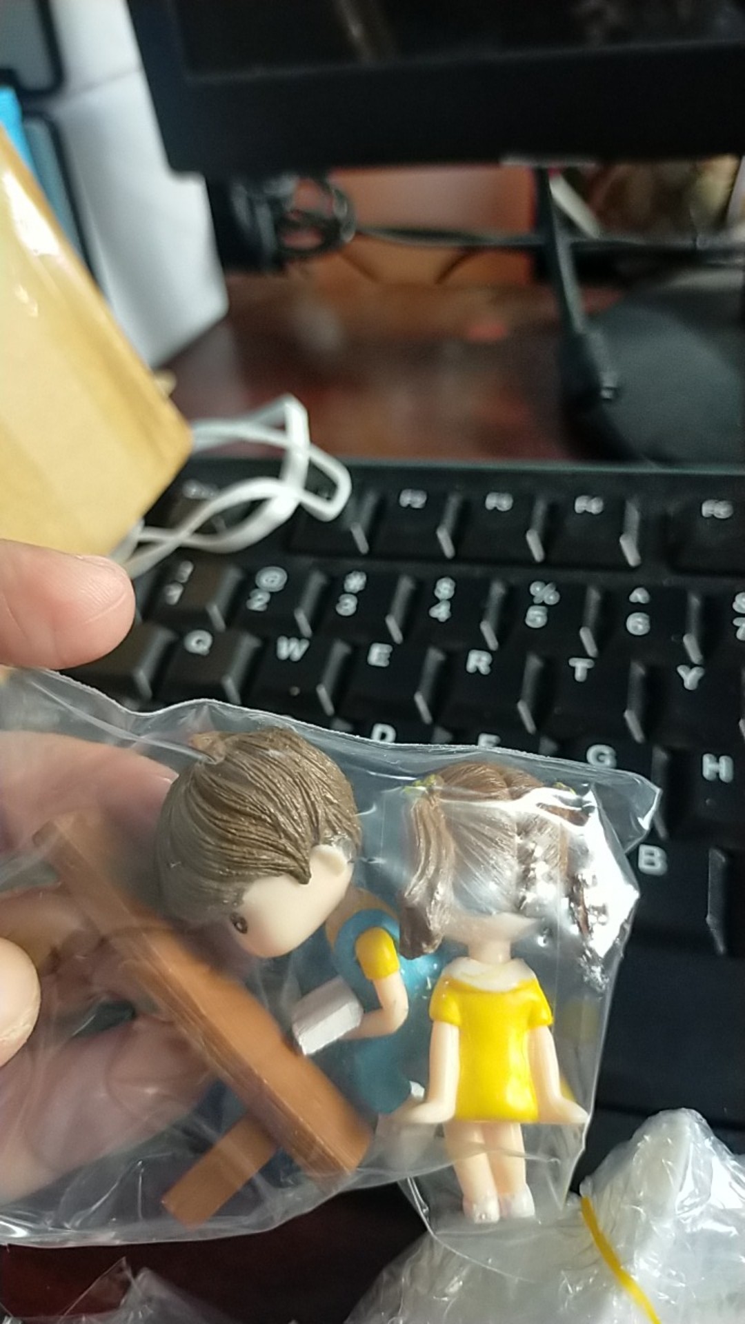 3pcs / Set Miniatur Bangku Taman Untuk Dekorasi Rumah Boneka