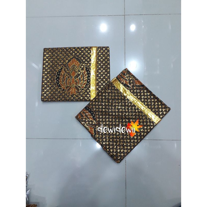 Sepasang Jarik Prodo + Blangkon untuk Orangtua/ Besan, Motif Truntum Garuda