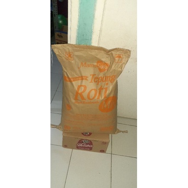 

tepung roti mamasuka mix repack 250gr