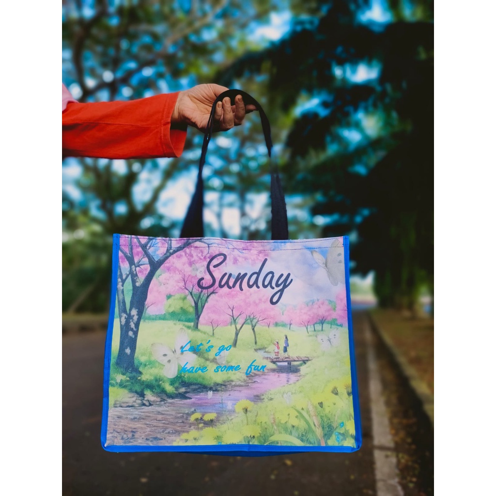 totebag tas kanvas tebal waterproff size 33x12x30 cm printing gambar wanita perempuan terlaris