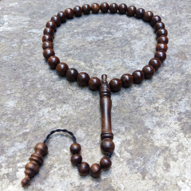 Tasbih kayu bertuah kalimosodo/kalimasada 12mm isi 33 butir