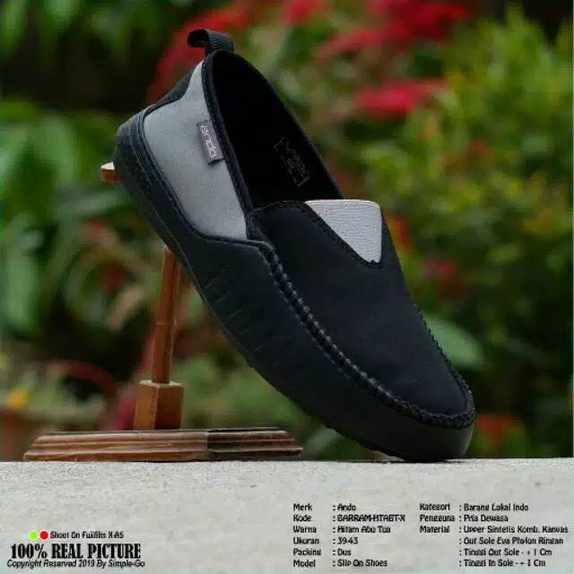 ANDO SEPATU PRIA SLIP ON BARRAM 39-43