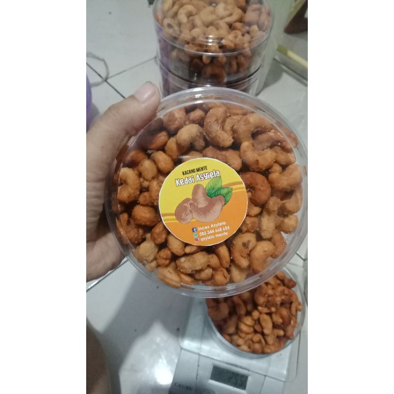 

kacang mente crispy manis dapat 3toples