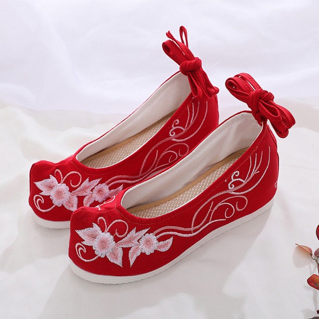 The Han-style clothing shoes women's vintage old Beijing cloth shoes new matching fairy ancient styl