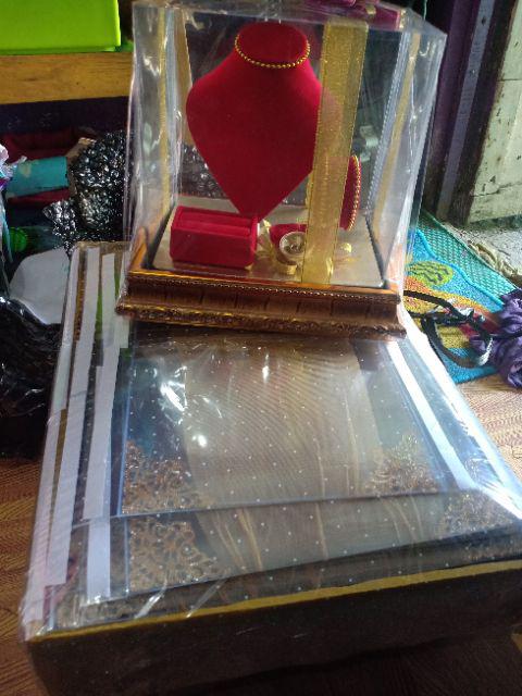 Kotak Hantaran Seserahan Kalung,cincin & Gelang