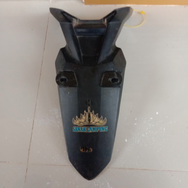 Spakbor belakang Honda cs1 cs 1 cs One. Original. Seken bekas copotan motor